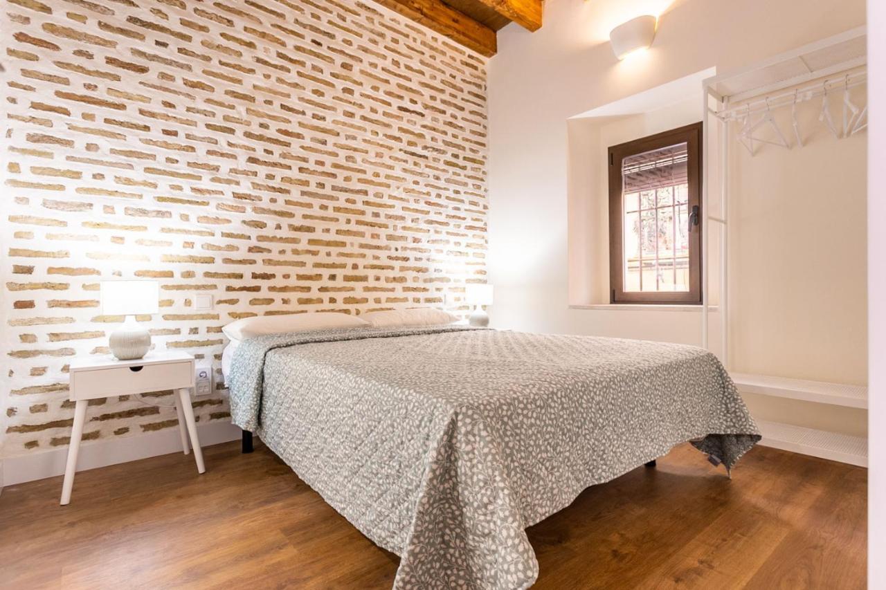 Stunning Apartment In Central Seville Luaran gambar