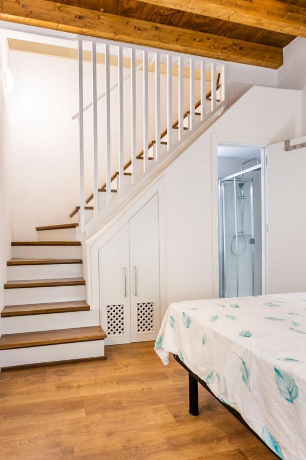 Stunning Apartment In Central Seville Luaran gambar